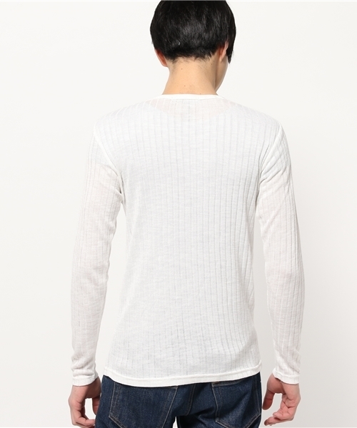VIBGYOR(ヴィブジョー)の「針抜き天竺Vネックカットソー (RM)(Tシャツ/カットソー・メンズ・ブラック/ホワイト/サーモンピンク/ネイビー・LARGE/X-LARGE/MEDIUM)」の6枚目の写真