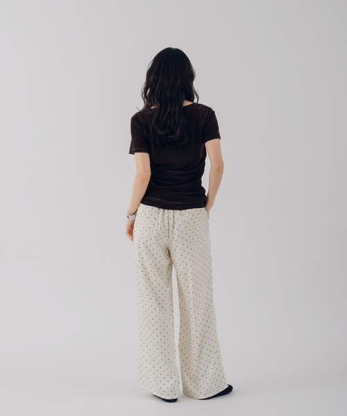 MUHET(ミュエータ)の「assorted easy pants / アソートイージーパンツ(その他パンツ・レディース・オフホワイト/ブラック/ブルー系その他/ブラック系その他・LARGE/MEDIUM/SMALL)」の17枚目の写真