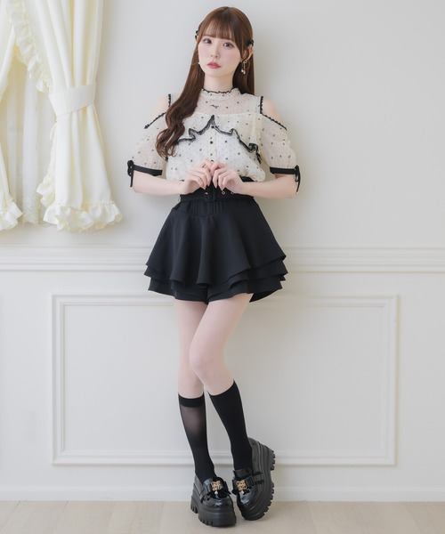 couture BY ROJITA(クチュールバイロジータ)の「ベルト付ミニスカパン(スカート・レディース・ホワイト/ブラック/マルチ・FREE)」の4枚目の写真