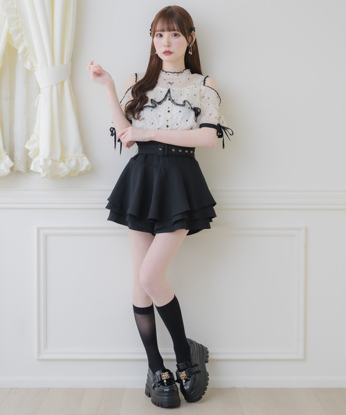 couture BY ROJITA(クチュールバイロジータ)の「ベルト付ミニスカパン(スカート・レディース・ホワイト/ブラック/マルチ・FREE)」の5枚目の写真