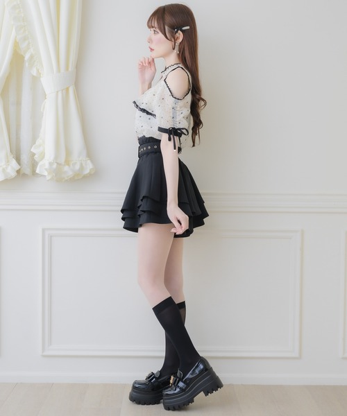couture BY ROJITA(クチュールバイロジータ)の「ベルト付ミニスカパン(スカート・レディース・ホワイト/ブラック/マルチ・FREE)」の6枚目の写真