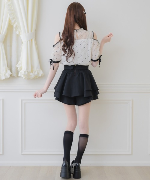 couture BY ROJITA(クチュールバイロジータ)の「ベルト付ミニスカパン(スカート・レディース・ホワイト/ブラック/マルチ・FREE)」の7枚目の写真