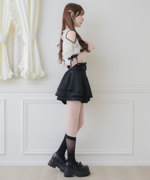 couture BY ROJITA(クチュールバイロジータ)の「ベルト付ミニスカパン(スカート・レディース・ホワイト/ブラック/マルチ・FREE)」の8枚目の写真