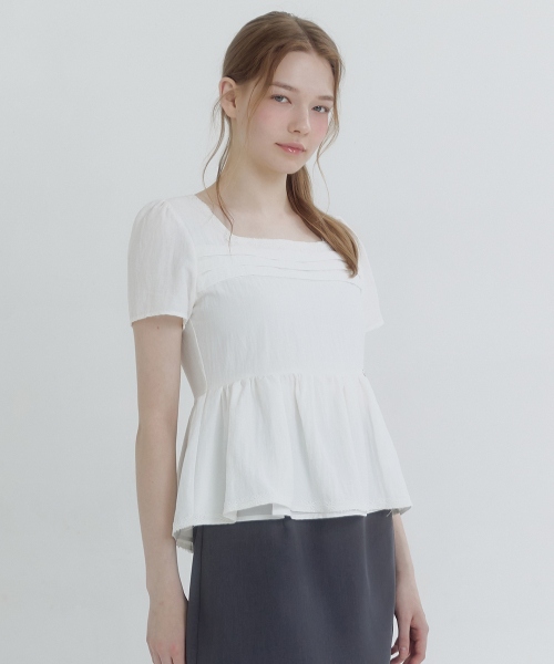 MICANE(ミケーネ)の「バレリアピンタックブラウス(シャツ/ブラウス・レディース・アイボリー/スカイブルー/ピンク・X-SMALL/SMALL/MEDIUM/LARGE/X-LARGE)」の12枚目の写真