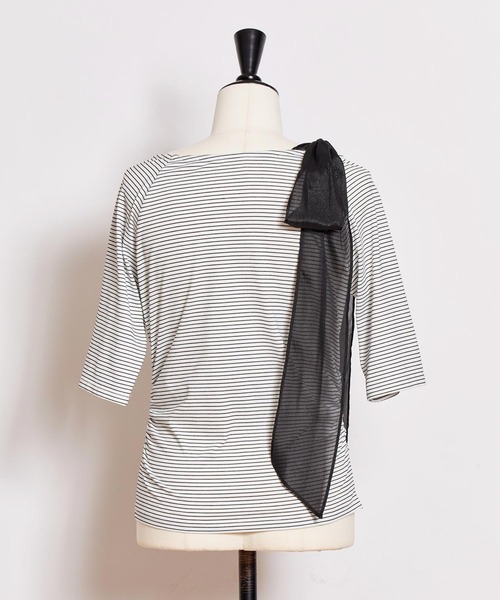 NOELA(ノエラ)の「ショルダーリボンカットソー(Tシャツ/カットソー・レディース・その他1/オフホワイト/ブラック・フリー)」の17枚目の写真