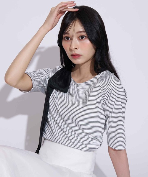 NOELA(ノエラ)の「ショルダーリボンカットソー(Tシャツ/カットソー・レディース・その他1/オフホワイト/ブラック・フリー)」の4枚目の写真