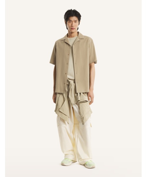 Maison Kitsune(メゾンキツネ)の「SEERSUCKER RESORT SHIRT(シャツ/ブラウス・メンズ・ベージュ/ネイビー・M/S/L)」の10枚目の写真