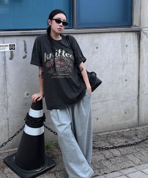 KNITTED(ニッティド)の「(ユニセックス) ピグメント パームツリー グラフィック Tシャツ AQUA(Tシャツ/カットソー・レディース・その他・MEDIUM/LARGE/X-LARGE)」の10枚目の写真
