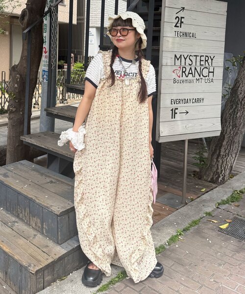 CIAOPANIC（チャオパニック）の「アソート柄ショルダーシャーリングフリルサロペット（サロペット/オーバーオール・レディース・ベージュ/ダークブルー/ネイビー・0/1）」の7枚目の写真