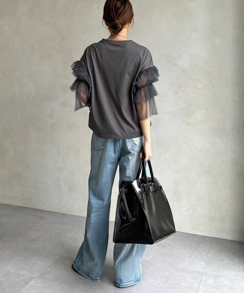 DouDou(ドゥドゥ)の「【WEB限定】チュールフリルスリーブTEE(Tシャツ/カットソー・レディース・チャコールグレー/オフホワイト/ブラック・FREE)」の16枚目の写真