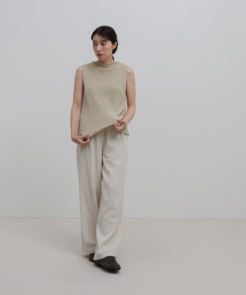 select MOCA(セレクトモカ)の「リネンライククルーネックノースリーブニット(ニット/セーター・レディース・ベージュ/ブラック/ブラウン・FREE)」の5枚目の写真