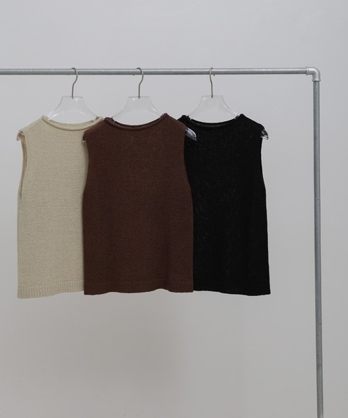 select MOCA(セレクトモカ)の「リネンライククルーネックノースリーブニット(ニット/セーター・レディース・ベージュ/ブラック/ブラウン・FREE)」の21枚目の写真