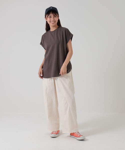 HEART MARKET（ハートマーケット）の「まるっとフレンチチュニック（Tシャツ/カットソー・レディース・ブラック/チャコール/ベージュ系/ホワイト・MEDIUM/LARGE/TALL）」の5枚目の写真