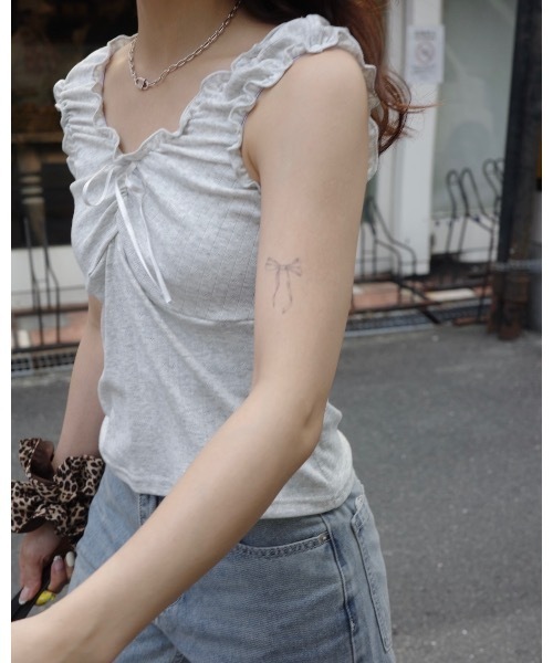 JUMELLE(ジュメロ)の「フリルギャザータンクトップ(タンクトップ・レディース・アイボリー/クリーム・FREE)」の14枚目の写真