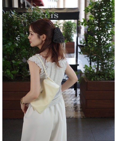 JUMELLE(ジュメロ)の「フリルギャザータンクトップ(タンクトップ・レディース・アイボリー/クリーム・FREE)」の18枚目の写真