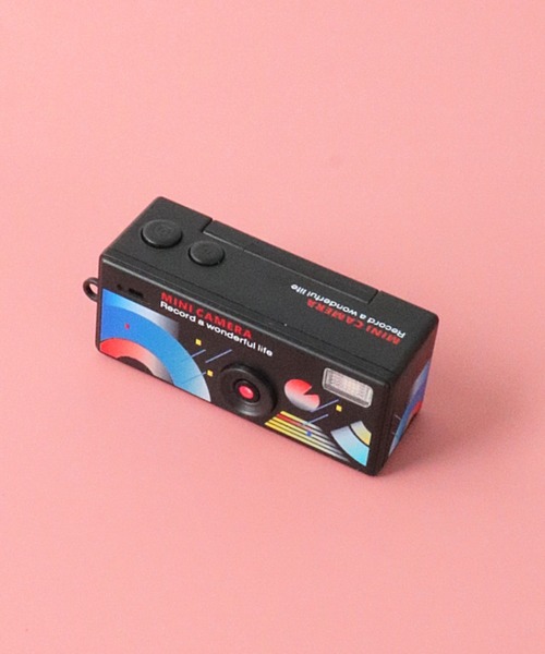 C520（シーゴーニーゼロ）の「C520 MINI CAMERA コンパクト トイカメラ（カメラ/カメラグッズ・メンズ・イエロー/オレンジ/グリーン/ホワイト/パープル/ブラック/レッド/グレー/ピンク・ONE SIZE）」の2枚目の写真