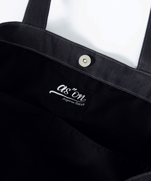 ASON(アズオン)の「EVENING SHOPPER BAG / NAVY(エコバッグ/サブバッグ・レディース・その他・FREE)」の4枚目の写真