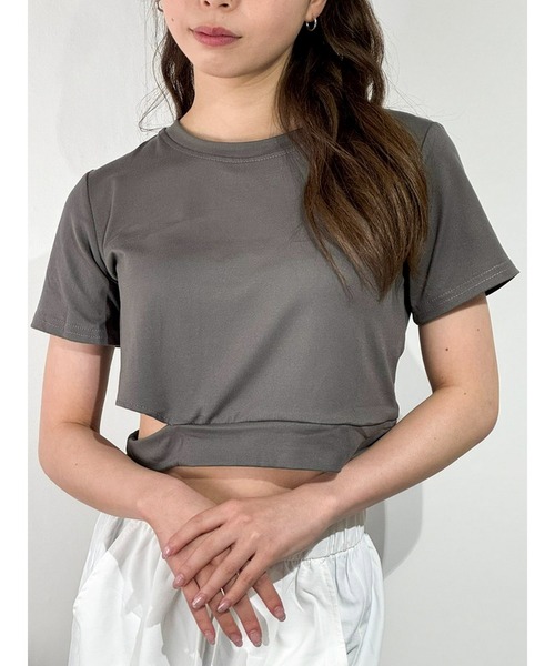 marcydorn(マーシードルン)の「クロップド丈アシンメトリーTシャツ(Tシャツ/カットソー・レディース・ホワイト/グレー・ONE SIZE)」の5枚目の写真