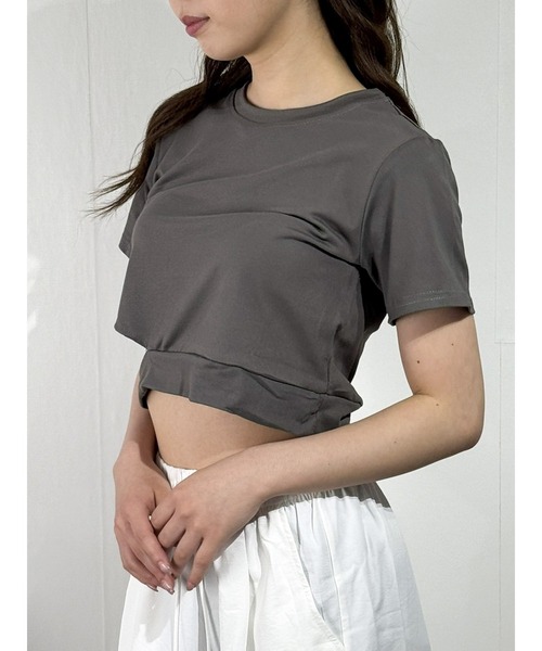 marcydorn(マーシードルン)の「クロップド丈アシンメトリーTシャツ(Tシャツ/カットソー・レディース・ホワイト/グレー・ONE SIZE)」の11枚目の写真
