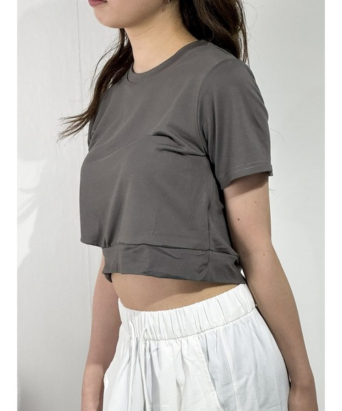 marcydorn(マーシードルン)の「クロップド丈アシンメトリーTシャツ(Tシャツ/カットソー・レディース・ホワイト/グレー・ONE SIZE)」の12枚目の写真