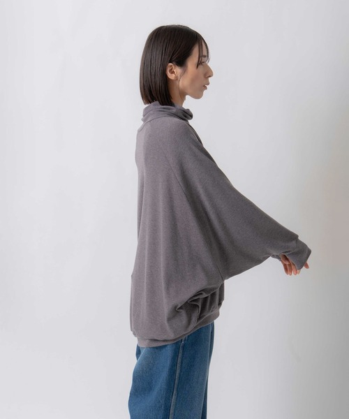 Kelen(ケレン)の「「KELEN / ケレン」ドルマンスリーブハイネックトップス(Tシャツ/カットソー・レディース・カーキ/ブラック/チャコールグレー/ライトベージュ・S/M)」の7枚目の写真