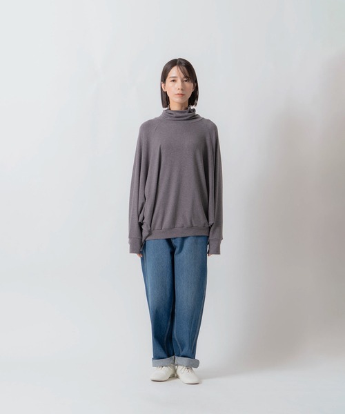 Kelen(ケレン)の「「KELEN / ケレン」ドルマンスリーブハイネックトップス(Tシャツ/カットソー・レディース・カーキ/ブラック/チャコールグレー/ライトベージュ・S/M)」の17枚目の写真