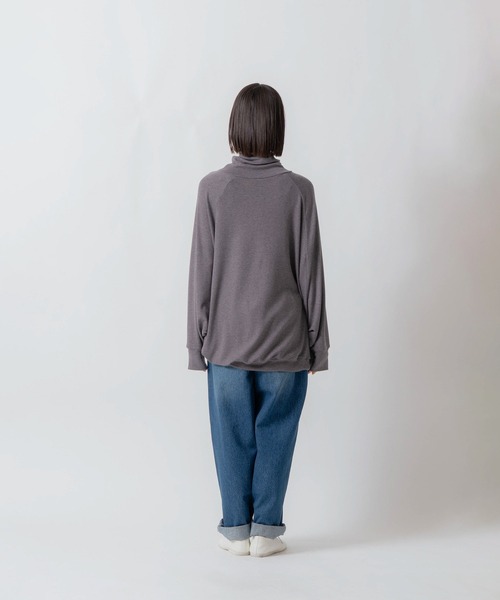 Kelen(ケレン)の「「KELEN / ケレン」ドルマンスリーブハイネックトップス(Tシャツ/カットソー・レディース・カーキ/ブラック/チャコールグレー/ライトベージュ・S/M)」の19枚目の写真