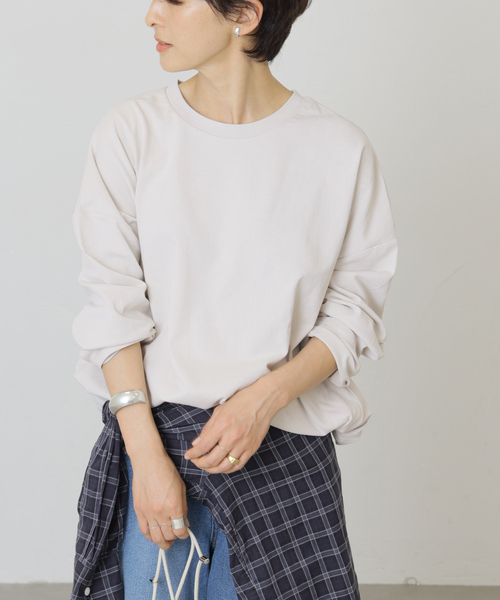 JOURNAL STANDARD relume（ジャーナルスタンダード　レリューム）の「《追加3》ギャザーヘムロングスリーブ（Tシャツ/カットソー・レディース・ネイビー/ナチュラル/ライトグレー/ホワイト/ブラック・FREE）」の3枚目の写真