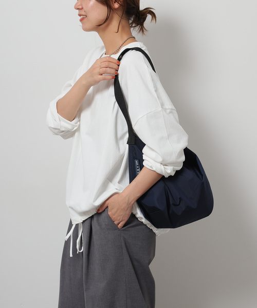 JOURNAL STANDARD relume（ジャーナルスタンダード　レリューム）の「《追加3》ギャザーヘムロングスリーブ（Tシャツ/カットソー・レディース・ネイビー/ナチュラル/ライトグレー/ホワイト/ブラック・FREE）」の14枚目の写真