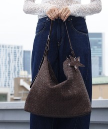 【2WAY】【A4サイズ対応】Shoulder Bag with Star-Shaped Charm and Slung Silhouette / 星形チャーム付き スラウチシルエット ショルダーバッグ y2k 韓国系 レディース 秋 秋服 2026年秋冬