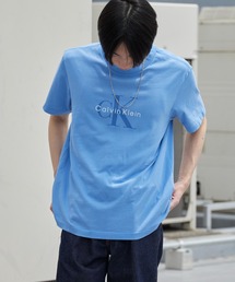 Calvin Klein | Calvin Klein/カルバンクライン SS 20S ACID WASH MONOLOGO GRAPHIC TEE ショートスリーブ20SモノグラムTシャツ アシッドウォッシュ モノロゴ グラフィック Tシャツ 半袖 クルーネック フロント プリント メンズ レディース 2026年 夏 夏服(Tシャツ/カットソー)