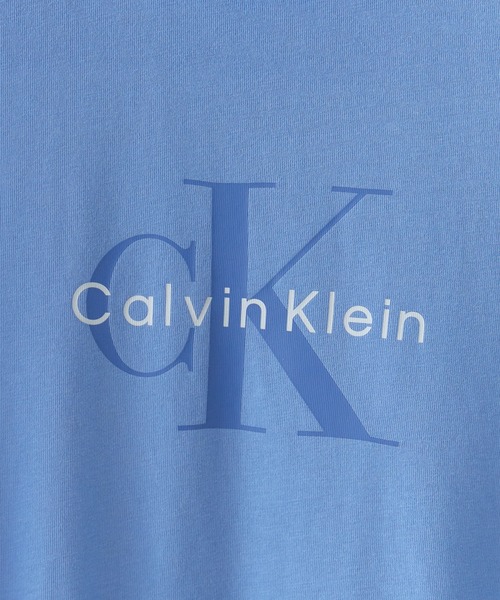 Calvin Klein（カルバン・クライン）の「Calvin Klein/カルバンクライン SS 20S ACID WASH MONOLOGO GRAPHIC TEE ショートスリーブ20SモノグラムTシャツ アシッドウォッシュ モノロゴ グラフィック Tシャツ 半袖 クルーネック フロント プリント メンズ レディース 2026年 夏 夏服（Tシャツ/カットソー・メンズ・ブラック/ブルー/ネイビー・S/M/L/XL）」の7枚目の写真