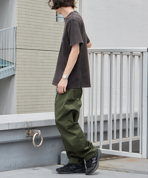 Calvin Klein（カルバン・クライン）の「Calvin Klein/カルバンクライン SS 20S ACID WASH MONOLOGO GRAPHIC TEE ショートスリーブ20SモノグラムTシャツ アシッドウォッシュ モノロゴ グラフィック Tシャツ 半袖 クルーネック フロント プリント メンズ レディース 2026年 夏 夏服（Tシャツ/カットソー・メンズ・ブラック/ブルー/ネイビー・S/M/L/XL）」の19枚目の写真