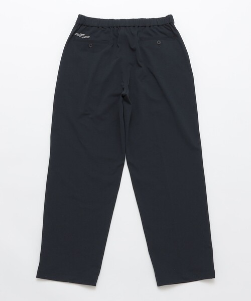 SHIPS(シップス)の「SHIPS:〈UVカット/吸水速乾/防シワ〉SOLOTEX(R) エアドライ ロングパンツ(その他パンツ・メンズ・ネイビー/グレー・LARGE/MEDIUM/SMALL)」の17枚目の写真