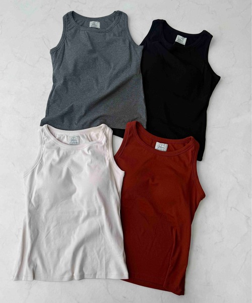 AS KNOW AS plus(アズノゥアズプラス)の「〇【接触冷感・UVカット・速乾・抗菌・UPF50+】カップ付きメリット機能付きタンクトップ(タンクトップ・レディース・チャコール/テラコッタ/キナリ/ブラック・FREE)」の19枚目の写真