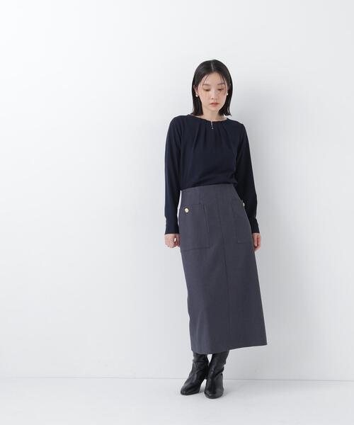 NATURAL BEAUTY BASIC(ナチュラルビューティーベーシック)の「パールポイントブラウス(シャツ/ブラウス・レディース・ベージュ/オフホワイト/ネイビー/ピンク・SMALL/MEDIUM)」の5枚目の写真