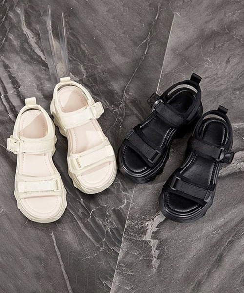 Miniministore（ミニミニストア）の「厚底スポーツサンダル 波形ソールスポサン（サンダル・レディース・アイボリー/ブラック・24.5cm/24.0cm/23.5cm/23.0cm/22.5cm）」の5枚目の写真