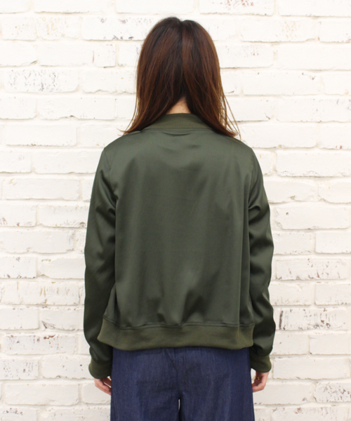 CIAOPANIC（チャオパニック）の「【Ciaopanic】サテンＺＩＰブルゾン（ブルゾン・レディース・ブラック/カーキ/ブルー・FREE）」の5枚目の写真