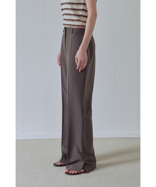 AFTERHOURS(アフターアワーズ)の「SIDE SLIT SEMI BOOTS CUT SLACKS (KHAKI-BROWN)(スラックス・レディース・その他・SMALL/MEDIUM)」の4枚目の写真