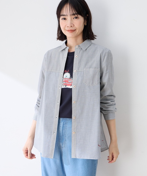 DECOY SINCE 1981（デコイシンスイチキュウハチイチ）の「【chiyoさんコラボ】ロンドンマーチワンポイント刺しゅうストライプシャツ【オーガニックコットン100％】（シャツ/ブラウス・レディース・ネイビー/ブラウン・9号/11号/13号）」の2枚目の写真