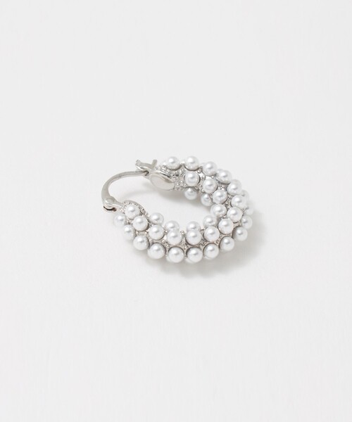 UNITED ARROWS(ユナイテッドアローズ)の「イミテーションパール フープピアス(ピアス(両耳用)・レディース・シルバー・FREE)」の3枚目の写真