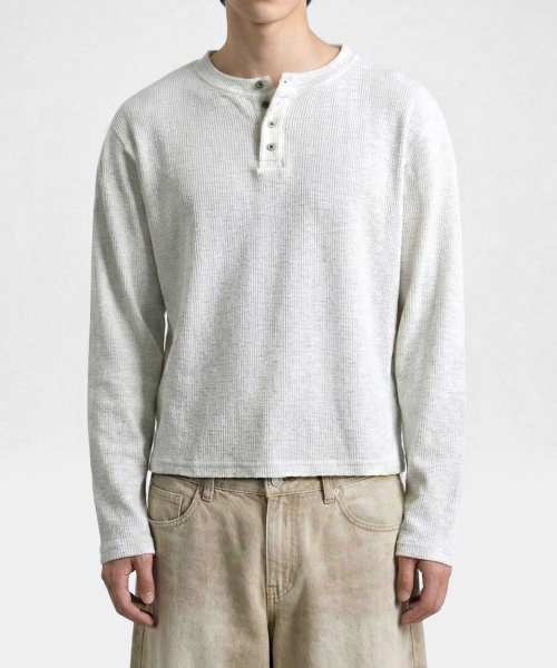 UNDEROFF(アンダーオフ)の「ワッフルクロップヘンリーネックTシャツブラック(Tシャツ/カットソー・メンズ・ブラック・MEDIUM/LARGE/X-LARGE)」の3枚目の写真