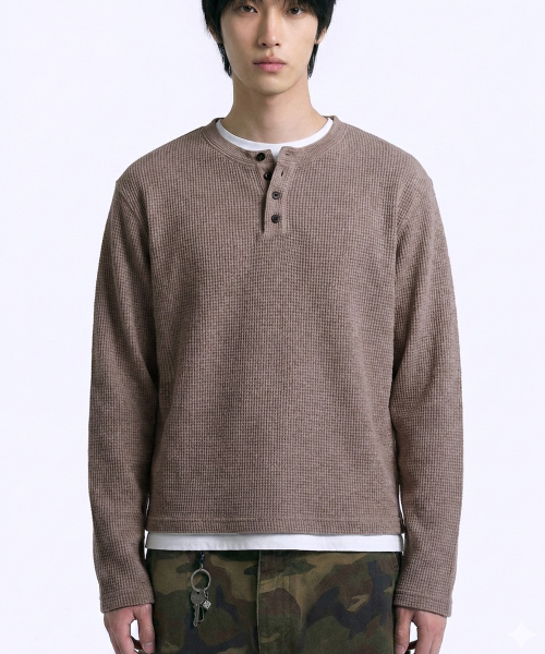 UNDEROFF(アンダーオフ)の「ワッフルクロップヘンリーネックTシャツブラック(Tシャツ/カットソー・メンズ・ブラック・MEDIUM/LARGE/X-LARGE)」の4枚目の写真