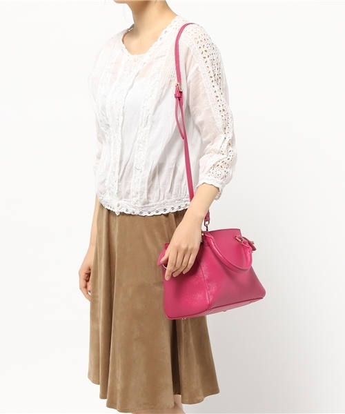 one after another NICE CLAUP（ワンアフターアナザーナイスクラップ）の「【non-no4月号掲載　ナイスクラップ】カクシボミニショルダーＢＡＧ（ショルダーバッグ・レディース・ベージュ/ブラック/ピンク・FREE）」の9枚目の写真