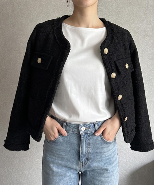 LOWO（ロワ）の「【M～Lサイズ展開】ウール混ツイード調ノーカラーショート丈ジャケット（ノーカラージャケット・レディース・オフホワイト/ブラック・M/L）」の3枚目の写真