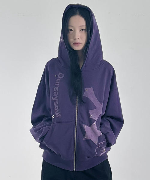 OURSAYSOUR(アワーセイアワー)の「クロスフラワーアプリケ ジップアップパーカー パープル(パーカー・レディース・ダークパープル・MEDIUM/LARGE)」の1枚目の写真