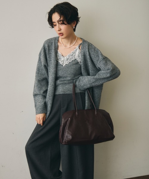 Trish(トリッシュ)の「レザーライクビッグボストンBag(ボストンバッグ・レディース・ブラック/ボルドー・FREE)」の19枚目の写真