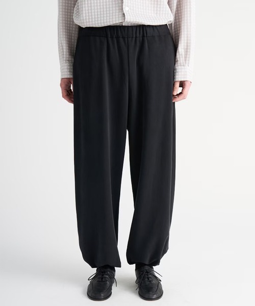 KANEMASA PHIL.(カネマサフィル)の「【KANEMASA PHIL.】28G Cupro Pants(スラックス・メンズ・チャコールグレー/ブラック/ベージュ・M/L)」の5枚目の写真