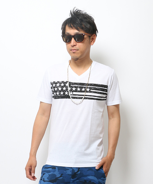 VENCEEXCHANGE(ヴァンスエクスチェンジ)の「星条旗プリント半袖T (Tシャツ/カットソー・メンズ・オフホワイト/ブラック・SMALL/LARGE/MEDIUM)」の2枚目の写真