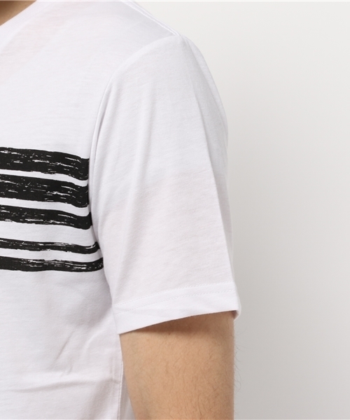 VENCEEXCHANGE(ヴァンスエクスチェンジ)の「星条旗プリント半袖T (Tシャツ/カットソー・メンズ・オフホワイト/ブラック・SMALL/LARGE/MEDIUM)」の6枚目の写真